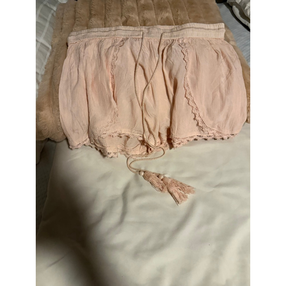 Preowned,pair of light pink lace-trim shorts with drawstring, pale pink, Medium